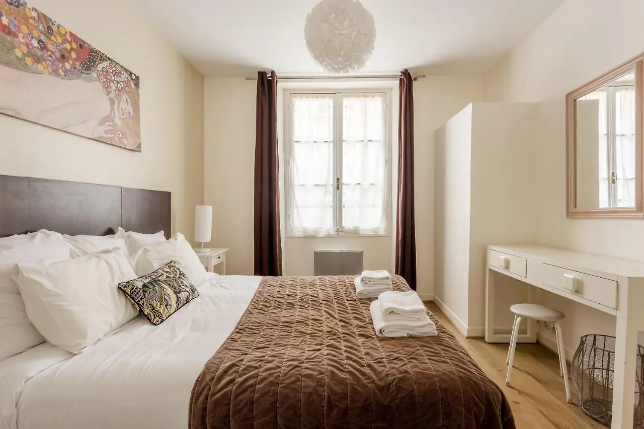 Saint Honore Louvre With Ac Paris Apartment